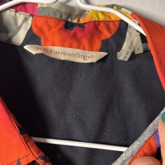 Soft Surroundings dark romantic floral embroidered top size large - Picture 4 of 6